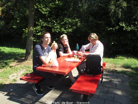 160823_120932-IMG_3355.JPG