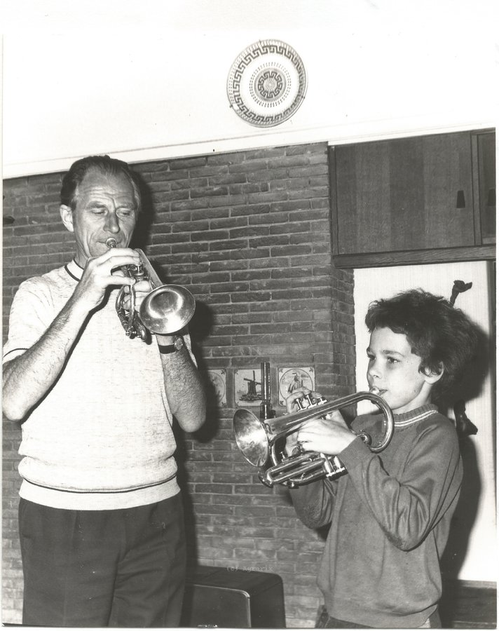 Klaas-en-Maarten-deBoer_op_trompet_2400dpi.jpg
