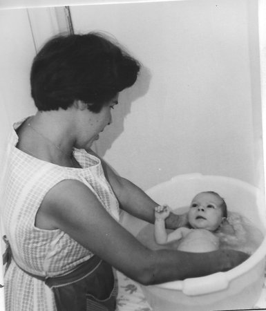 1964_met_Maarten_1mnd.jpg